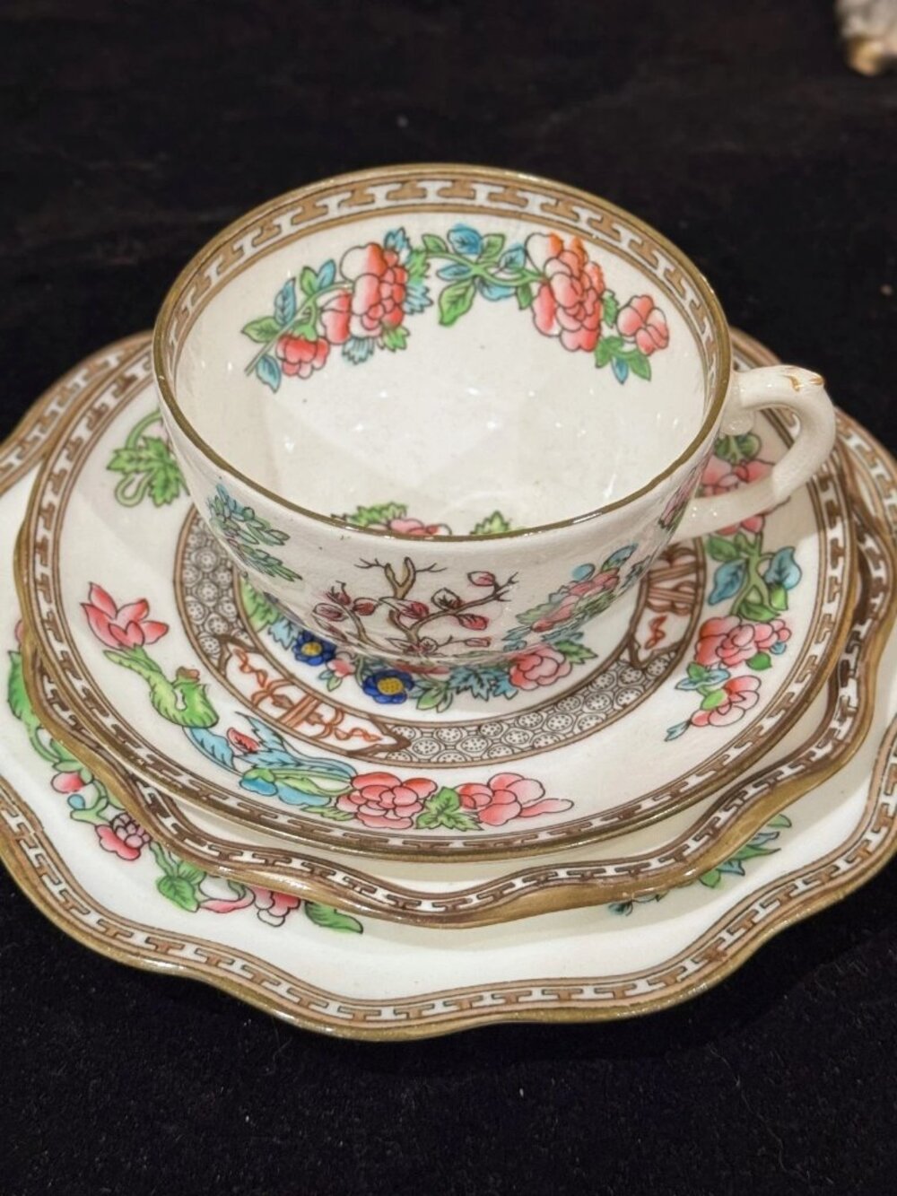 Coalport Rare Indian Tree Round 4 Piece Set 3.75 Cup 5.75 Saucer 6 7 Plates